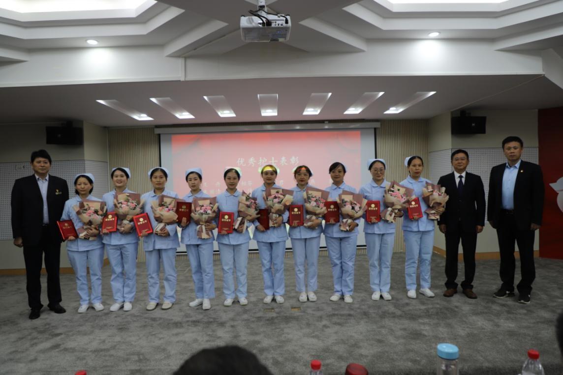 855f2c00-43af-4e0a-a365-19d21f39170b.jpg 855f2c00-43af-4e0a-a365-19d21f39170b.jpg